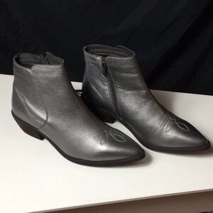 Shyanne Silver Leather Ankle Boots
